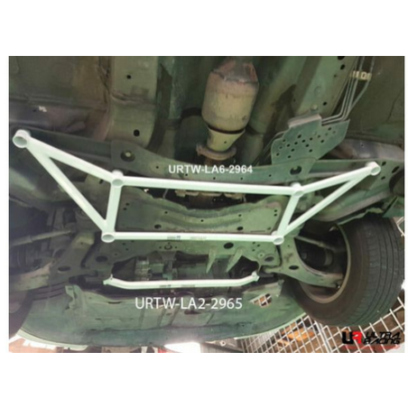 Barre anti-rapprochement supérieure avant 6 points Ultra Racing  Mazda 5 2.0 (2010-2018) 2 roues motrices.