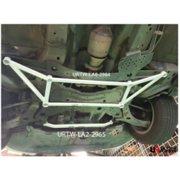 Barre anti-rapprochement inférieure avant 2 points Ultra Racing Mazda 5 2.0 (2010-2018) 2 roues motrices.
