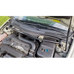 Barre anti-rapprochement supérieure avant pour Volvo C30