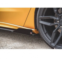 Street Pro Rajouts Des Bas De Caisse + Flaps Maxton - Ford Focus ST / ST-Line Mk4 Noir + Rabats Brillant