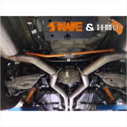 Barre de support en V pour châssis de carrosserie SWAVE & SUMMIT, sous-châssis inférieur arrière à 3 points Mustang 2.3 et 5.0 Barre de support en V pour châssis de carrosserie SWAVE & SUMMIT, sous-châssis inférieur arrière à 3 points Mustang 2.3 et 5.0